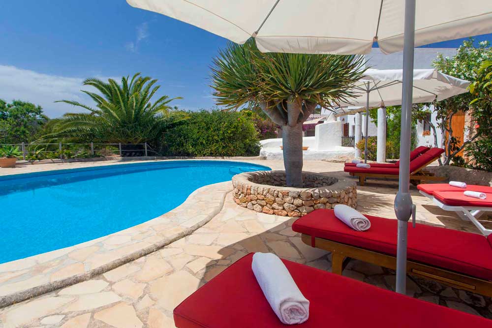Pool zone in a rental house of Ibiza
